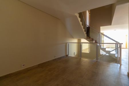 Sala de Jantar de casa para alugar com 3 quartos, 277m² em Jaguaré, São Paulo