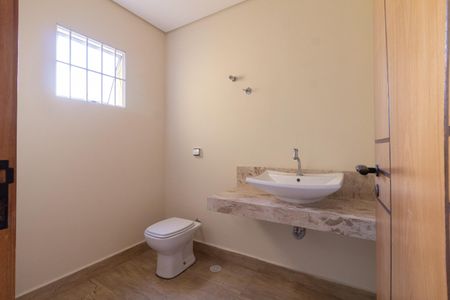 Casa para alugar com 277m², 3 quartos e 3 vagas Casa para alugar com 277m², 3 quartos e 3 vagasLavabo