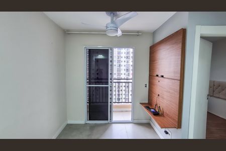 Sala de apartamento para alugar com 2 quartos, 49m² em Vista Alegre, Rio de Janeiro