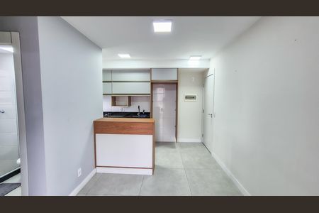 Apartamento à venda com 49m², 2 quartos e 1 vaga Apartamento à venda com 49m², 2 quartos e 1 vagaSala