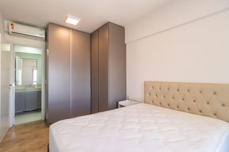 Quarto  de apartamento à venda com 1 quarto, 49m² em Alphaville Industrial, Barueri
