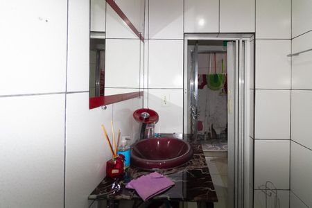 Banheiro de casa à venda com 1 quarto, 150m² em Conjunto Habitacional Teotonio Vilela, São Paulo