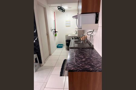 Cozinha de apartamento à venda com 2 quartos, 33m² em Jardim Bandeirantes, São Paulo