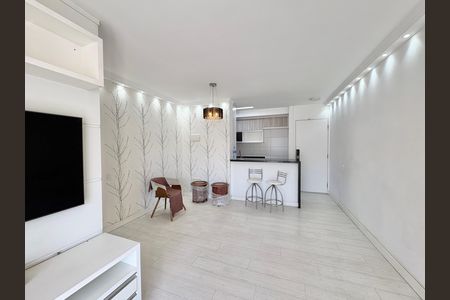 Apartamento à venda com 70m², 3 quartos e 1 vaga Apartamento à venda com 70m², 3 quartos e 1 vagaSala