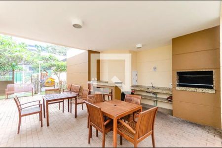 Apartamento à venda com 70m², 3 quartos e 1 vaga Apartamento à venda com 70m², 3 quartos e 1 vagaÁrea comum - Churrasqueira