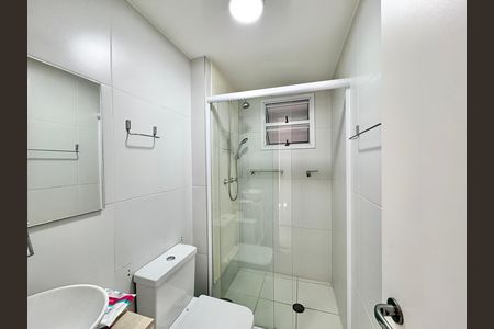 Apartamento à venda com 70m², 3 quartos e 1 vaga Apartamento à venda com 70m², 3 quartos e 1 vagaBanheiro