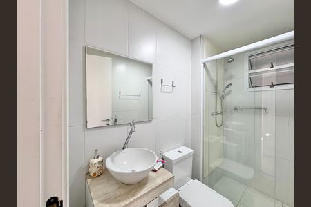 Apartamento à venda com 70m², 3 quartos e 1 vaga Apartamento à venda com 70m², 3 quartos e 1 vagaBanheiro