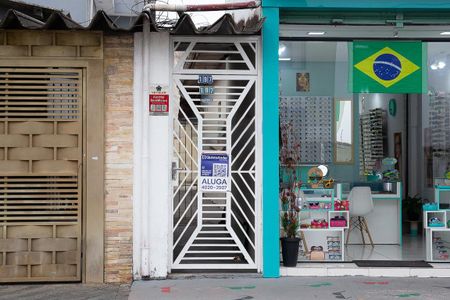 Fachada de casa para alugar com 1 quarto, 150m² em Cidade Satelite Santa Barbara, São Paulo