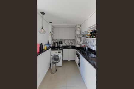 Apartamento à venda com 36m², 2 quartos e sem vaga Apartamento à venda com 36m², 2 quartos e sem vagaCozinha e Área de Serviço