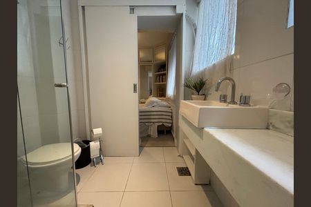 Apartamento para alugar com 130m², 2 quartos e 1 vaga Apartamento para alugar com 130m², 2 quartos e 1 vagaBanheiro suíte 2