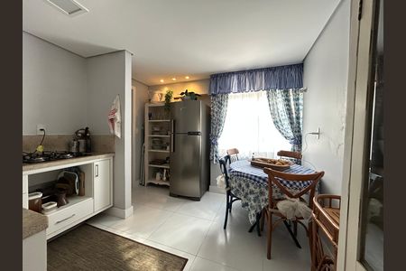 Apartamento para alugar com 130m², 2 quartos e 1 vaga Apartamento para alugar com 130m², 2 quartos e 1 vagaCozinha