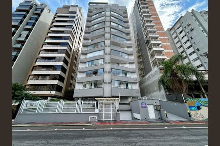 Fachada de apartamento para alugar com 2 quartos, 130m² em Centro, Florianópolis
