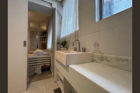 Apartamento para alugar com 130m², 2 quartos e 1 vaga Apartamento para alugar com 130m², 2 quartos e 1 vagaBanheiro suíte 2