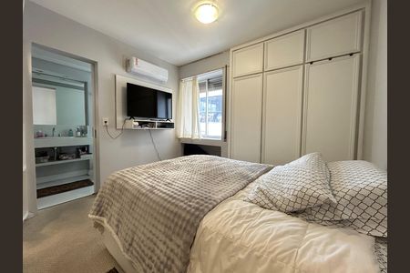 Apartamento para alugar com 130m², 2 quartos e 1 vaga Apartamento para alugar com 130m², 2 quartos e 1 vagaSuíte 1