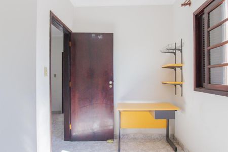 Quarto 2 de casa à venda com 3 quartos, 142m² em Jardim Pilar, Mauá