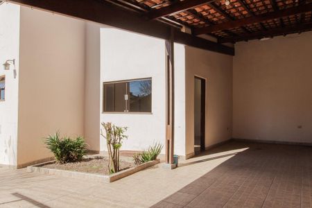 Casa para alugar com 142m², 3 quartos e 2 vagasJardim