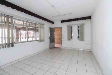 Casa à venda com 3 quartos, 200m² em Vila Vessoni, São Paulo