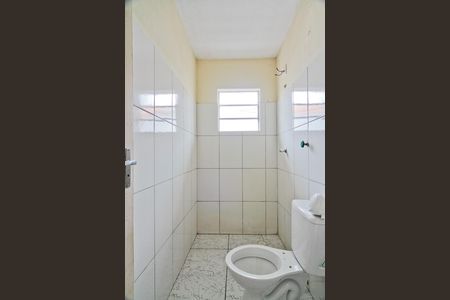 Banheiro de casa para alugar com 1 quarto, 45m² em Casa Verde Média, São Paulo