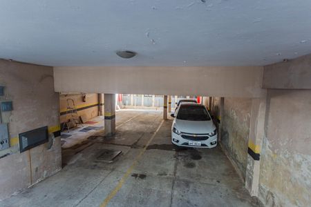 Garagem de apartamento para alugar com 3 quartos, 92m² em Cruzeiro, Belo Horizonte