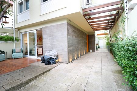 Casa para alugar com 3 quartos, 250m² em Itaim Bibi, São Paulo