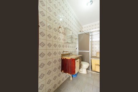 Banheiro de casa à venda com 6 quartos, 250m² em Vila dos Remedios, São Paulo