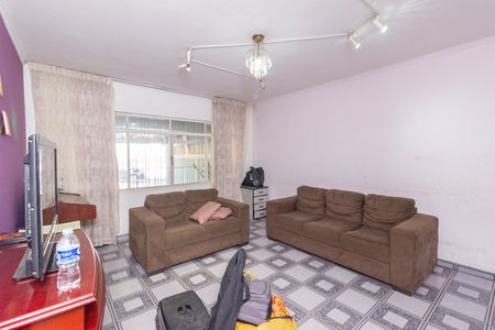 Casa à venda com 6 quartos, 250m² em Vila dos Remedios, São Paulo