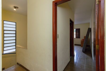 Casa para alugar com 250m², 6 quartos e 2 vagasCorredor