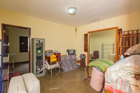 Casa para alugar com 250m², 6 quartos e 2 vagasQuarto 3