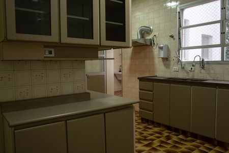 Apartamento à venda com 3 quartos, 122m² em Jardim das Acacias, São Paulo