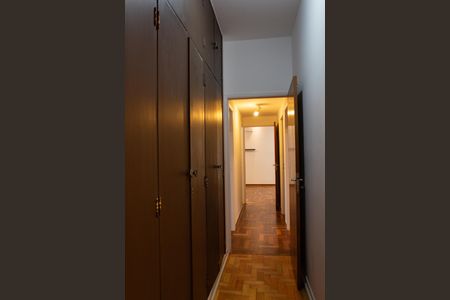 Apartamento à venda com 122m², 3 quartos e 2 vagas Apartamento à venda com 122m², 3 quartos e 2 vagasCorredor
