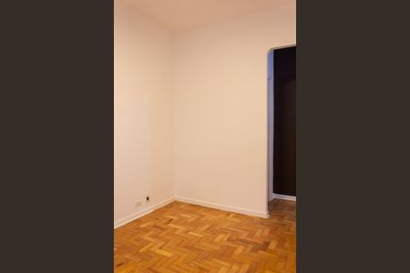 Apartamento à venda com 122m², 3 quartos e 2 vagas Apartamento à venda com 122m², 3 quartos e 2 vagasSuíte