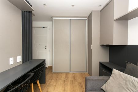 Studio para alugar com 50m², 1 quarto e sem vaga Studio para alugar com 50m², 1 quarto e sem vagaStudio