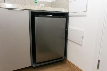 Studio para alugar com 50m², 1 quarto e sem vaga Studio para alugar com 50m², 1 quarto e sem vagaCozinha - Geladeira