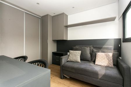 Studio para alugar com 50m², 1 quarto e sem vaga Studio para alugar com 50m², 1 quarto e sem vagaStudio