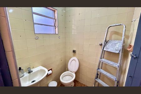 Banheiro 2 de casa para alugar com 2 quartos, 73m² em Jardim Santa Cecilia, Guarulhos