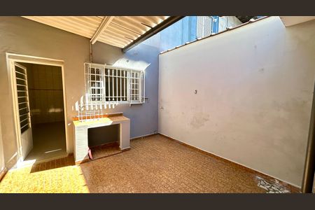 Área de Serviço de casa para alugar com 2 quartos, 73m² em Jardim Santa Cecilia, Guarulhos