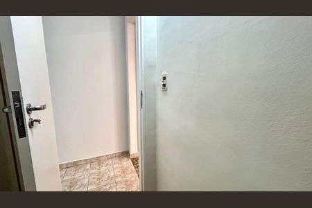 Despensa de casa para alugar com 2 quartos, 73m² em Jardim Santa Cecilia, Guarulhos