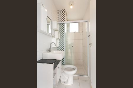 Banheiro  de apartamento para alugar com 2 quartos, 34m² em Vila Popular, São Paulo