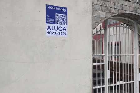 Placa de apartamento para alugar com 2 quartos, 59m² em Centro, São Caetano do Sul