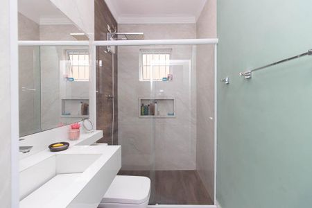 Banheiro de casa à venda com 2 quartos, 125m² em Jardim Brasil, São Paulo