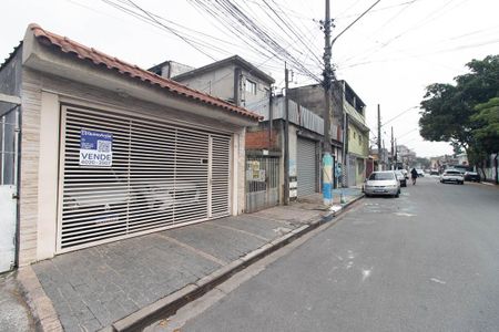 Fachada de casa à venda com 2 quartos, 125m² em Jardim Brasil, São Paulo