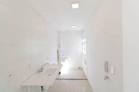 Apartamento à venda com 45m², 2 quartos e 1 vaga Apartamento à venda com 45m², 2 quartos e 1 vagaCozinha e Área de Serviço