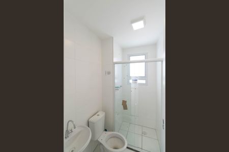 Banheiro de apartamento à venda com 2 quartos, 45m² em Guaratiba, Rio de Janeiro