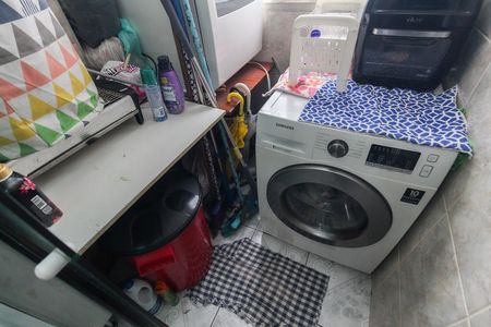 Área de Serviço de apartamento para alugar com 2 quartos, 48m² em Vila Carmosina, São Paulo
