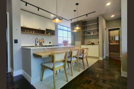 Apartamento à venda com 81m², 2 quartos e 1 vaga