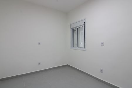 quarto 1 de apartamento para alugar com 2 quartos, 46m² em Vila Talarico, São Paulo