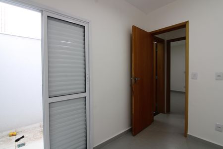 quarto 2 de apartamento para alugar com 2 quartos, 46m² em Vila Talarico, São Paulo