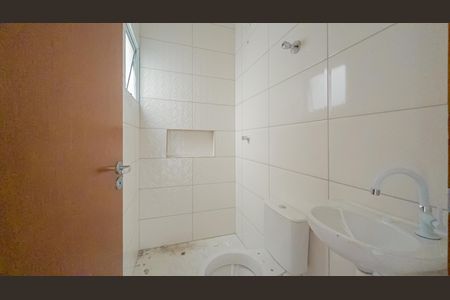 Banheiro de apartamento para alugar com 1 quarto, 34m² em Vila Santa Teresa, São Paulo