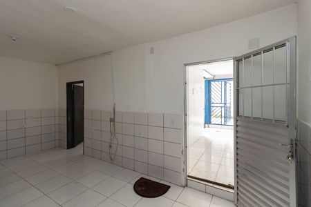 Sala de casa para alugar com 4 quartos, 60m² em Vila Aimore, São Paulo