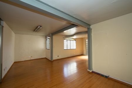 SALA de casa à venda com 3 quartos, 219m² em Betânia, Belo Horizonte